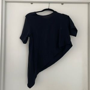 Kendall and Kylie black T-shirt / crop top